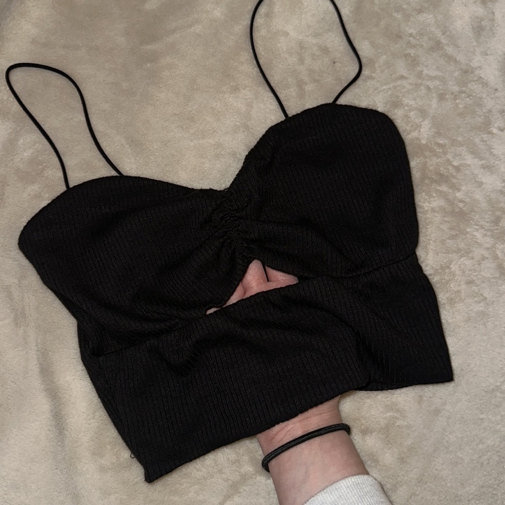 urban outfitters keyhole tank